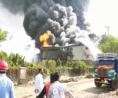 Dombivli MIDC | केमिकल कंपनीला भीषण आग, अनेक स्थानिकांचा घरातून पळ | ABP Majha