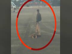 Bhopal airport पर युवक ने मचाया हंगामा, हेलिकॉप्टर पर फेंका पत्थर