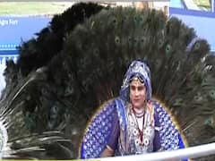 Trump के स्वागत के लिए रंग बिरंगे अवतार में नजर आ रहा Ahmedabad