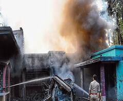 নাদিয়ালে বিস্ফোরণ, গুরুতর আহত দুই শিশু