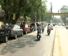 No Parking Zone | रेल्वे, बेस्ट बस स्टॉपजवळ पार्किंगला बंदी, वाहतूक कोंडी टाळण्यासाठी निर्णय? | ABP Majha