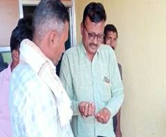 Hingoli Farmer Cast Issue | तूर खरेदीसाठीच्या ऑनलाईन नोंदणीसाठी शेतकऱ्यांची जात विचारली!