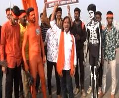 MNS MahaMorcha | घुसखोरांविरोधात मनसैनिकांची प्रतिकात्मक नाटिका | ABP Majha