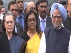 दिल्ली हिंसा: बीजेपी-कांग्रेस के बीच 'राजधर्म' पर रस्साकशी, कांग्रेस ने राष्ट्रपति से मिलकर की शिकायत