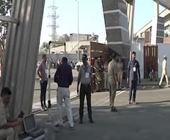 Motera Stadium | विश्वातील सर्वात मोठं क्रिकेट स्टेडिअम अहमदाबादचं 'मोटेरा!' भारत दौऱ्यात ट्रम्पही देणार भेट