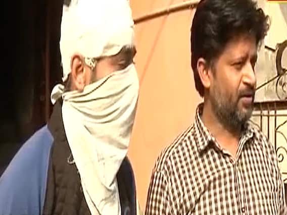 Delhi: Salman saves Rajesh's life during violence 