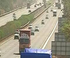 Mumbai-Pune Express way | येत्या 1 एप्रिलपासून पुणे-मुंबई एक्स्प्रेस वेवरील टोलमध्ये दरवाढ | ABP Majha