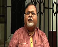 ‘দেশের ভাবমূর্তি নষ্ট হচ্ছে, অবিলম্বে বন্ধ হওয়া উচিত’ দিল্লি হিংসা নিয়ে প্রতিক্রিয়া পার্থর, পাল্টা দিলীপ ‘সরকার কড়া হবে’