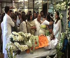 শেষ শ্রদ্ধাঞ্জলির জন্য রবীন্দ্র সদনে শায়িত প্রয়াত অভিনেতা তাপস পালের দেহ