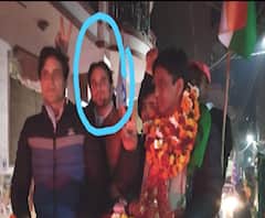 Delhi Elelction | आप आमदार नरेश यादव यांच्या ताफ्यावर गोळीबार, एकाचा मृत्यू | ABP Majha