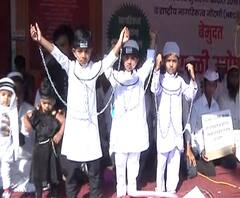 CAA | दिल्ली पेटत असताना मुंबईत 32 तर उस्मानाबादेत 35 दिवसांपासून आंदोलन शांततेत आंदोलन