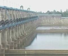 Irrigation Scam | सिंचन घोटाळ्याप्रकरणी दहा आजी-माजी अधिकाऱ्यांवर गुन्हा | ABP Majha