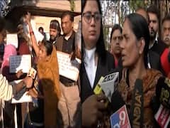 Nirbhaya case: Convicts' mother says punish them, but not with death | Master Stroke