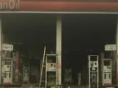 CAA Protest: Karawal Nagar में हुई आगजनी; Amit Shah ने की दिल्ली पुलिस कमिश्नर से बात, हालात पर काबू पाने को कहा