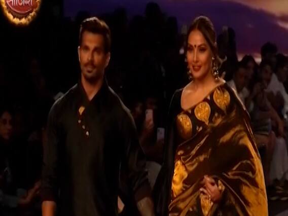 Karan Singh Grover & Bipasha Basu walk the ramp at Lakme Fashion Week | Hot News (15.02.2020)