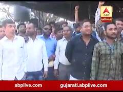 વડોદરા: કોર્પોરેશનની ગાડીઓ ચલાવતા ડ્રાઈવરોની હડતાલ, જુઓ વીડિયો