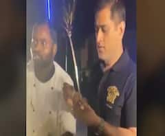  MS Dhoni Video Viral | महेंद्रसिंग धोनीचा पाणीपुरी खातानाचा व्हिडीओ व्हायरल | ABP MAJHA