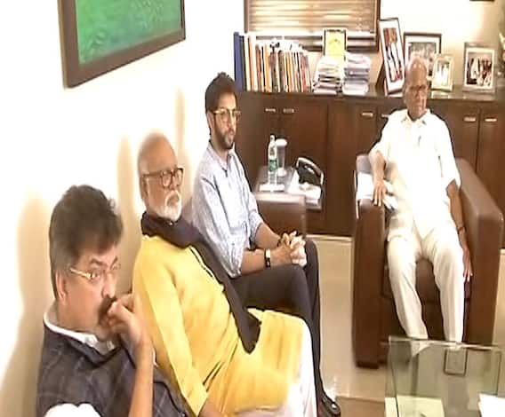 International Cricket Musium | आंतरराष्ट्रीय म्युझियमसंदर्भात आदित्य ठाकरे शरद पवारांमध्ये चर्चा, महाराष्ट्रात येणाऱ्या प्रकल्पांवरही खलबतं