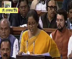 বাজেট ২০২০: ব্যক্তিগত করে ছাড় দিলেন অর্থমন্ত্রী, করলেন নতুন স্ল্যাবের প্রস্তাব