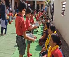 Rural News | वाशिमच्या कारंजामध्ये विद्यार्थ्यांनी केला मातृ-पितृ दिन साजरा | माझं गाव माझा जिल्हा | ABP Majha