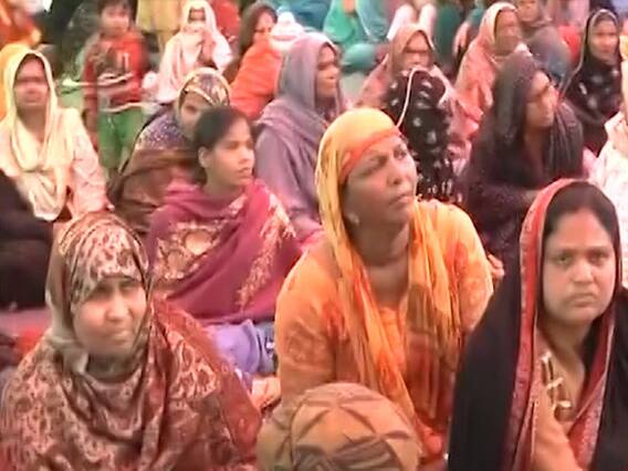 Shaheen Bagh protest to end soon with discussions? | Panchnama  