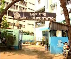 চলন্ত বাসে ‘শ্লীলতাহানি’, ১০০ নম্বরে ডায়াল কিশোরীর, গ্রেফতার অভিযুক্ত