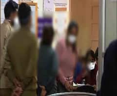 করোনা সন্দেহে বেলেঘাটা আইডি হাসপাতালে ভর্তি আরও এক, ছাড়া পেলেন আগে ভর্তি থাকা তিনজন