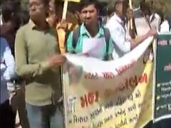 TAT પાસ ઉમેદવારોએ ફરી નાંખ્યા ગાંધીનગરમાં ધામા, જુઓ વીડિયો