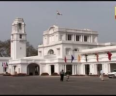 নির্বিঘ্নেই মিটল দিল্লির নির্বাচন, ভোট দিলেন কোবিন্দ, আডবানী, সনিয়া, প্রিয়ঙ্কা, কেজরীবালরা, মসনদে কে, উত্তর মঙ্গলবার