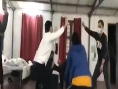 Coronavirus से बच कर चीन से लौटे भारतीयों का डांस वायरल