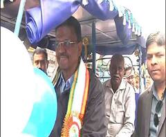  বেহালায় কলকাতা পুরসভার ১১৬ নম্বর ওয়ার্ডে ই রিকশর উদ্বোধন মেয়র ফিরহাদ হাকিমের