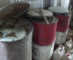 Wardha Liquor Factory | दारू गाळण्यासाठी चक्क शेतातील गोठ्यात भूमिगत तळघर | ABP Majha 