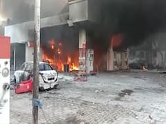 CAA Protest: दिल्ली में उपद्रवियों ने पेट्रोल पंप को किया आग के हवाले