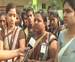 Wardha | एकतर्फी प्रेमातून हल्ला, तरुणीची मृत्यूशी झुंज सुरू, निषेधार्थ हिंगणघाट बंद | ABP Majha