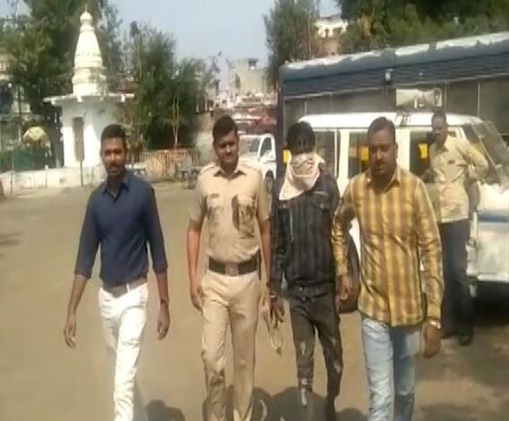 Online Fraud | नायजेरियन नागरिकाने ऑनलाईन फसवणुकीतून कोट्यावधी लुटले, अकोट पोलिसांकडून अटक