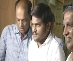 Hardik Patel | पाटीदार नेते हार्दिक पटेल 20 दिवसांपासून बेपत्ता, पत्नी किंजल यांचा दावा | ABP Majha 