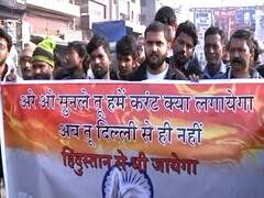 Ground Report: Shaheen Bagh में CAA के खिलाफ मौन विरोध प्रदर्शन जारी 