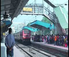 Reporter Stories: দু’মাস বন্ধ থাকার পর আজ থেকে ফের চালু শিয়ালদা-লালগোলা ট্রেন চলাচল