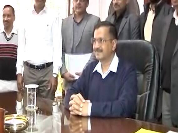 'लगे रहो केजरीवाल' के बाद हनुमान चालीसा का पाठ करने में लगे AAP विधायक, देखिए पूरा मामला