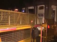 Delhi Election 2020 Voting: मतदान आज, पोलिंग बूथों पर सुरक्षा के कड़े इंतजाम, देखिए ग्राउंड रिपोर्ट