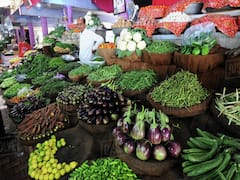 અરવલ્લીઃ શાકભાજીના પોષણક્ષમ ભાવ ના મળતાં ખેડૂતો પાયમાલ, મફતમાં વેચી રહ્યાં છે શાકભાજી, જુઓ વીડિયો