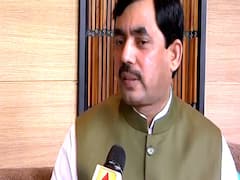 Shahnawaz Hussain का सवाल- Owaisi के मंच से ही ऐसा क्यों होता है ?