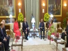 Trump ने फिर से छेड़ा Kashmir पर मध्यस्थता का राग । Pakistan को दी नसीहत । राजनीति Top 20