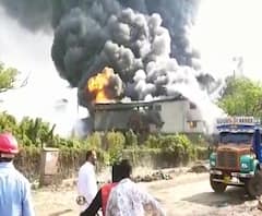 Dombivli Fire | डोंबिवली एमआयडीसीमध्ये केमिकल कंपनीला भीषण आग | ABP Majha