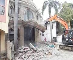 Nagpur | गुंड संतोष आंबेकरचा अलिशान बंगला जमिनदोस्त, नागपूरचे आयुक्त तुकाराम मुंढेंची कारवाई | ABP Majha