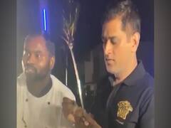 MS Dhoni spotted making 'pani-puri' in Maldives