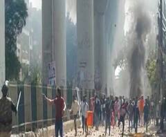 দিল্লি হিংসা: কারও নারগিকত্ব যাবে না, তাও হাঙ্গামা হচ্ছে, মত শাহনাওয়াজ হুসেনের, ধিক্কার জানাই প্রতিক্রিয়া ডি রাজার