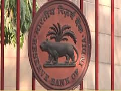 अर्थव्यवस्था संभालने में जुटे RBI और वित्त मंत्रालय, LTRO से होगी कोरोना की काट