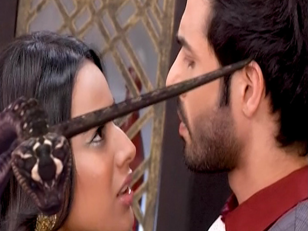 Watch the full episode of Saas Bahu aur Saazish (15/3/2020)