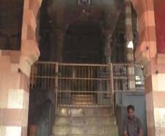 Pandharpur Temple Closed | कोरोनाच्या पार्श्वभूमीवर पंढरपूर विठ्ठल रूक्मिणी मंदिराचे सर्व दरवाजे बंद 